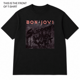 BDG Graphic T-Shirt - Slippery When Wet - Built Different Goods